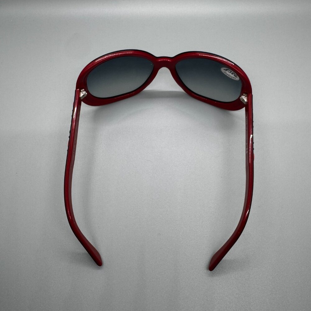 CHANEL Red & Navy Oversized Sunglasses with Multicolor Logo - Picture 14 of 16